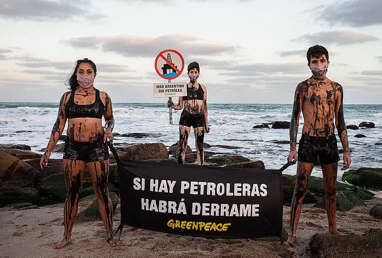 GREENPEACE, PETROLEO, DERRAMES