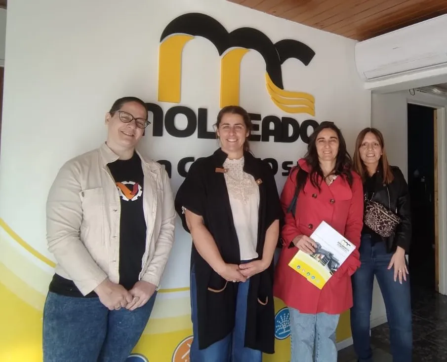 VISITA A EMPRESA CAUCHO