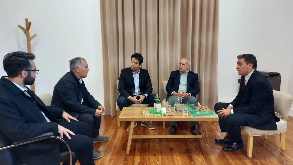 CASTRO, MARINO Y PARTE DE SUS GABINETES