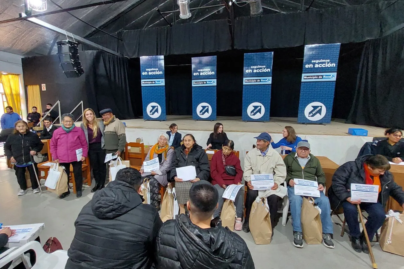 BECAS UNIVERSITARIAS Y VESPERTINO NOCHE 3