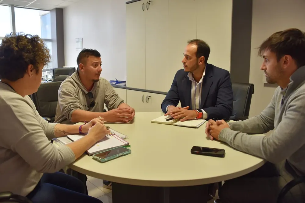HERNÁN BOCCI CON AUTORIDADES DEL REGISTRO CIVIL