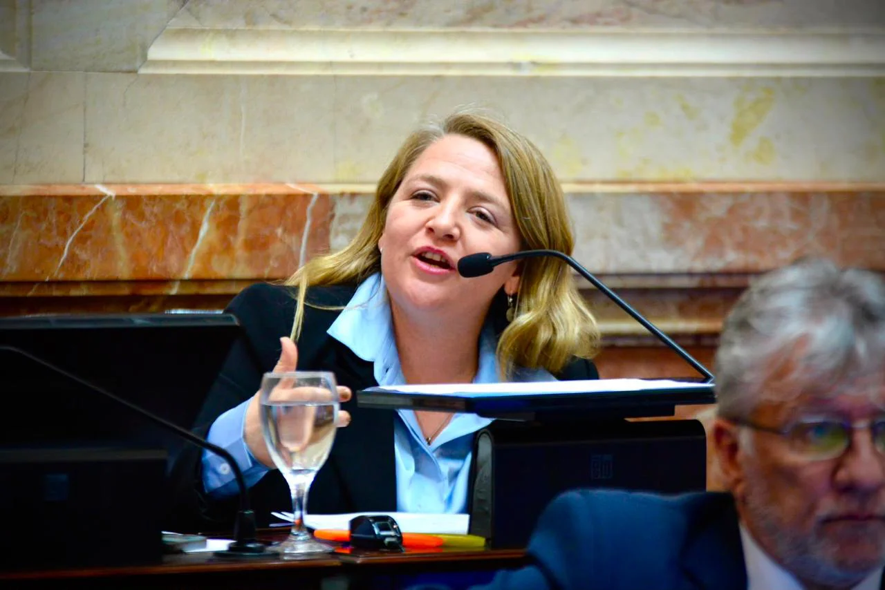 ANA MARKS