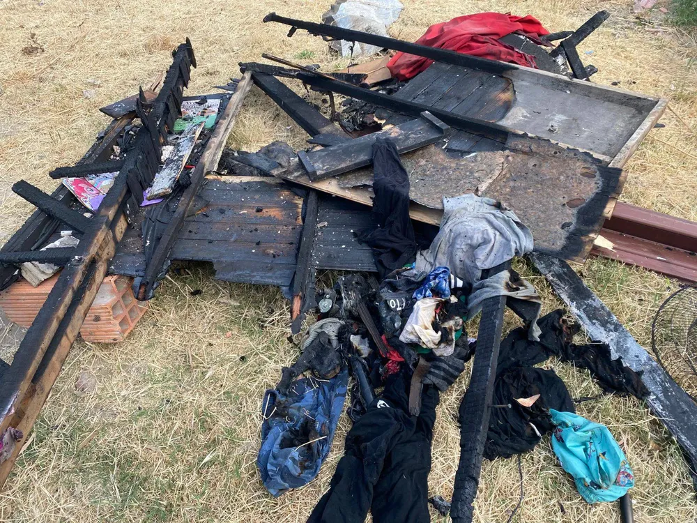 INCENDIO PUENTE FERROCARRETERO