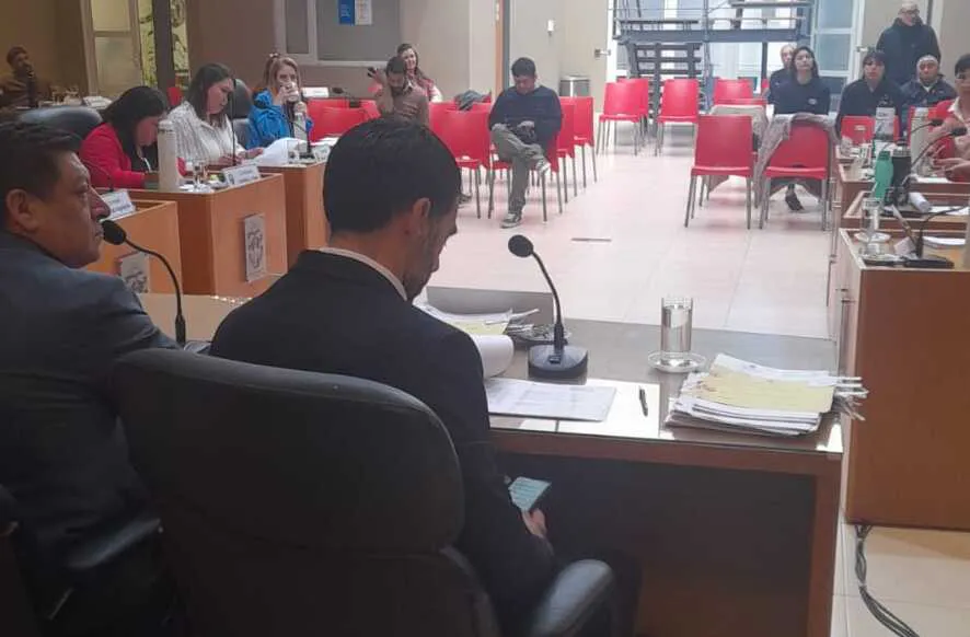 3243dc69-789e-43a3-bf29-70a40fadb212