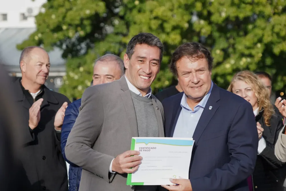 MARCOS CASTRO, ALBERTO WERETILNECK