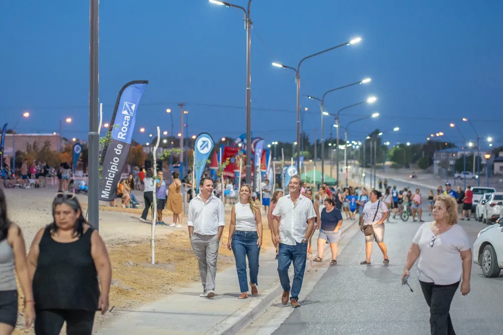 INAUGURACION PASEO CALLE AMERICA 1