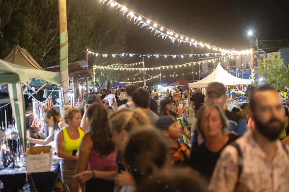 FIESTA DEL MAR Y EL ACAMPANTE