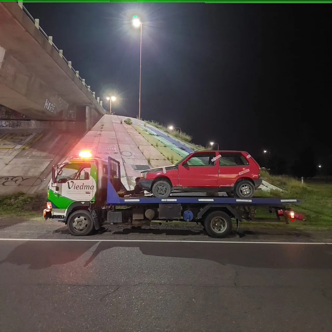 AUTO SECUESTRADO DURANTE CONTROL DE TRAnsito en viedma