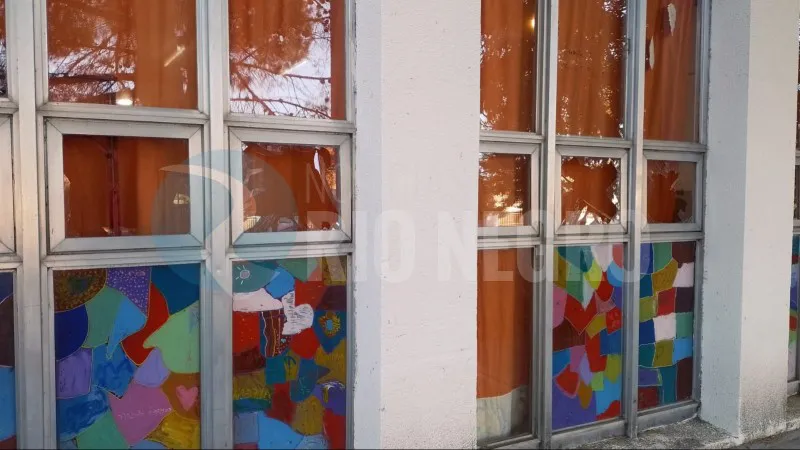 VIDRIOS ROTOS centro municipal de cultura