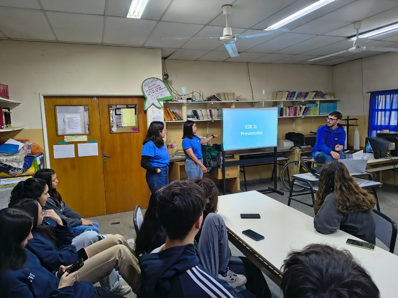 CHARLA CONSUMOS PROBLEMATICOS