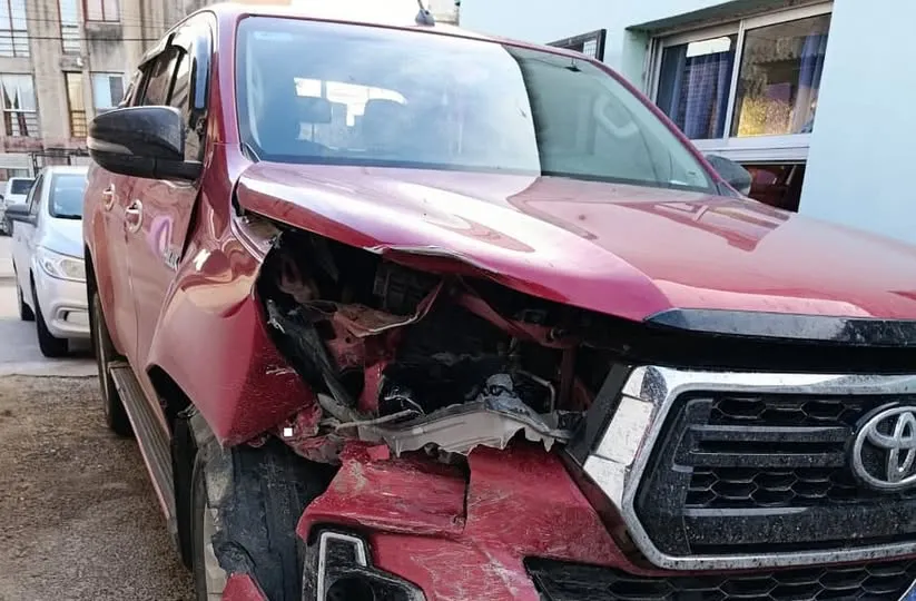 CAMIONETA CHOCADA