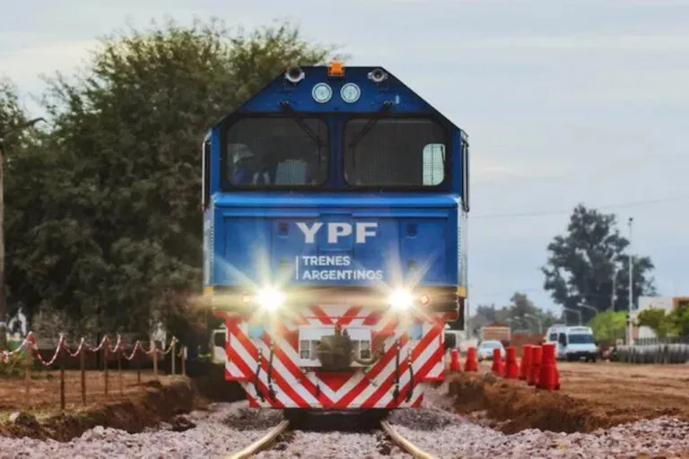 TREN, YPF
