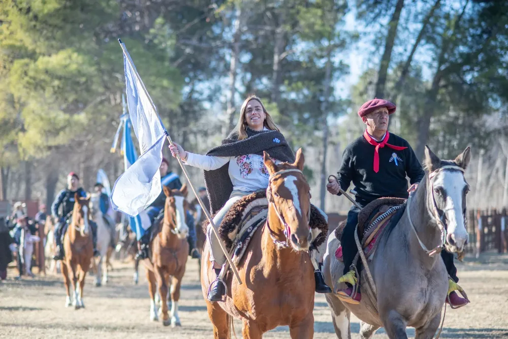 25 DE MAYO 1