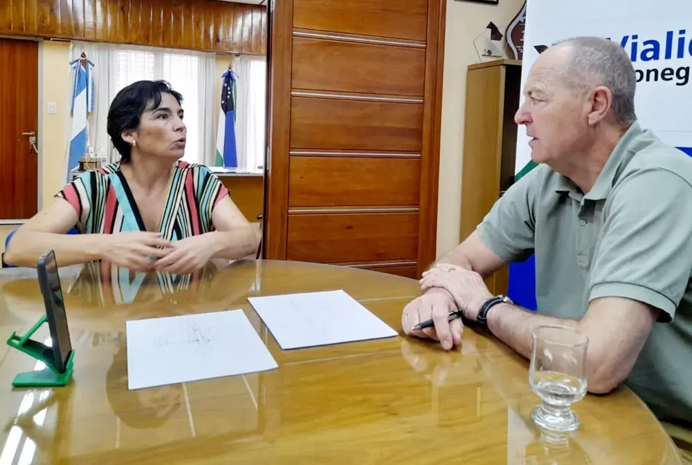 Vanessa Cacho Devincenzi, RAUL GRUN