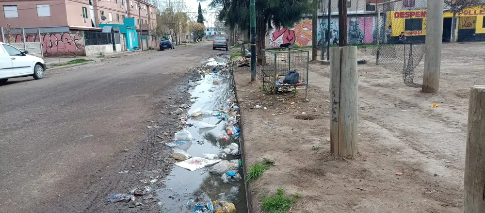 SUCIEDAD Y RESIDUOS EN EL BARRIO CEFERINO