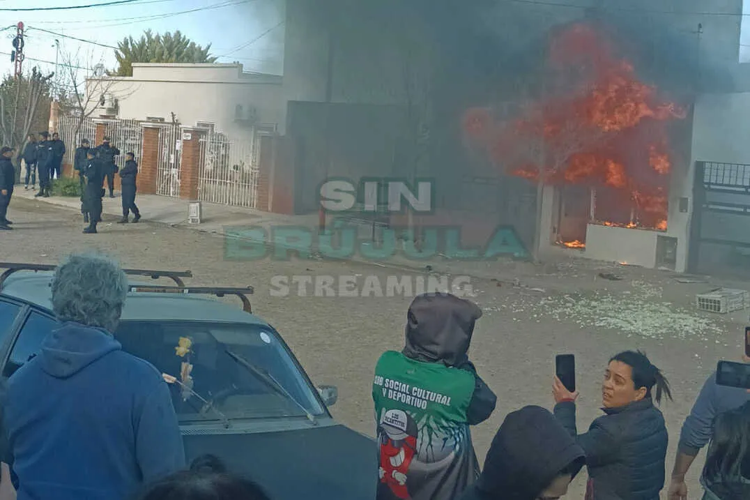 PUEBLADA EN SAN ANTONIO OESTE-ABUSO SEXUAL