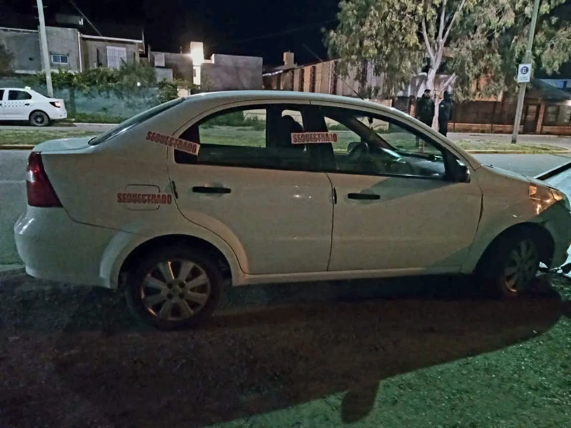 AUTO SECUESTRADO