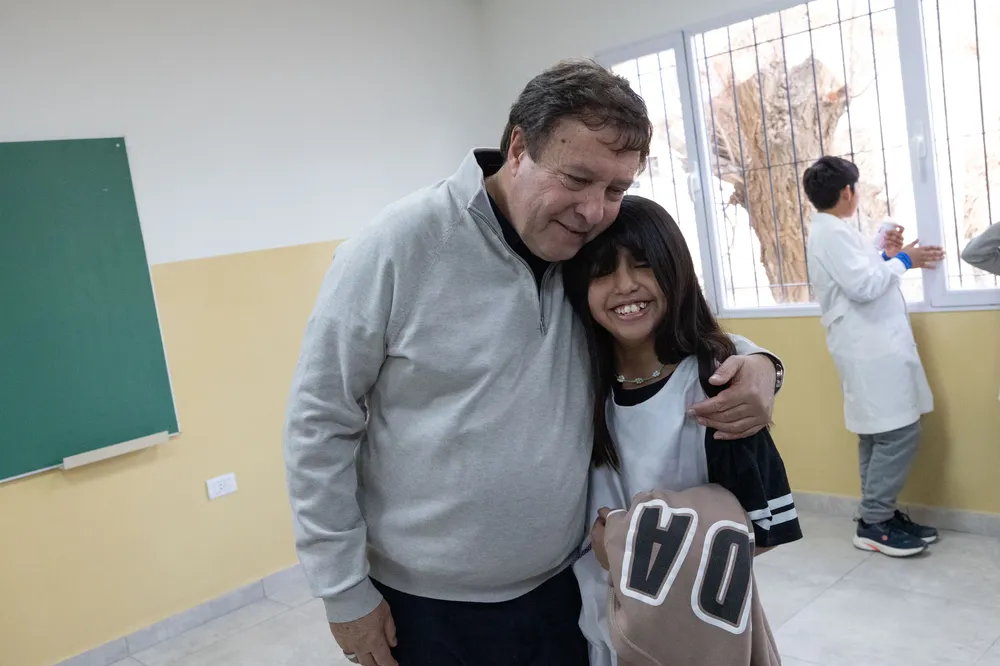 ALBERTO WERETILNECK, ALUMNA