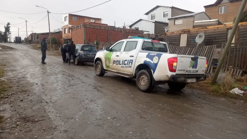 RECUPERAN EN BARILOCHE AUTO ROBADO EN VIEDMA