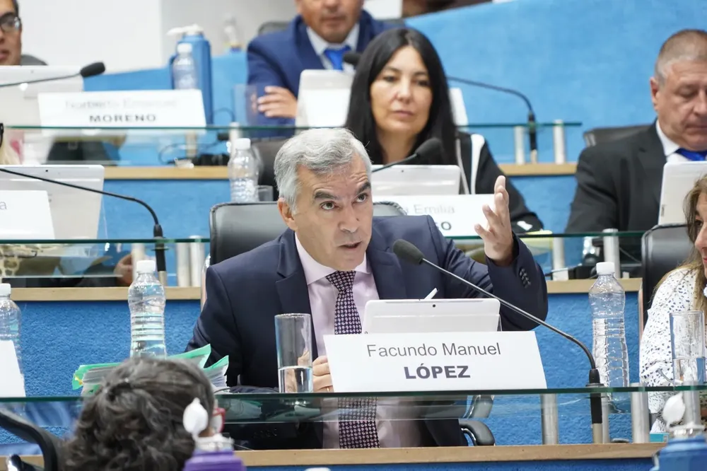 FACUNDO LOPEZ