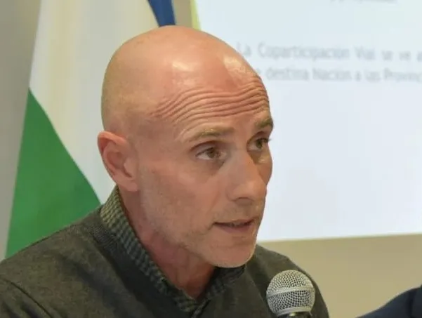 ALEJANDRO ECHARREN