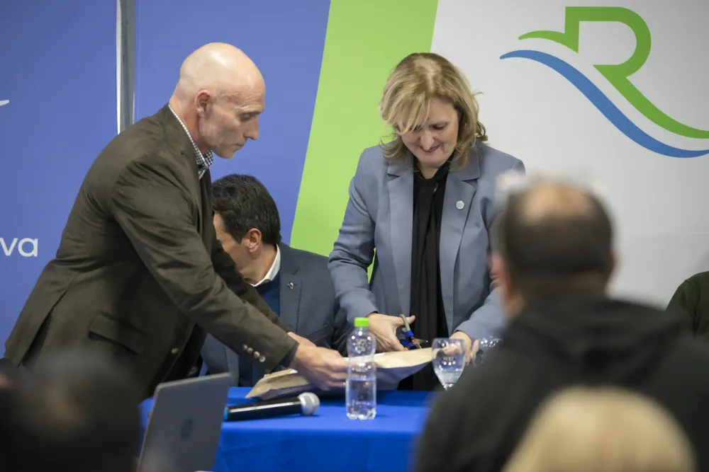 CURZAS, ADRIANA GOICOCHEA, ALEJANDRO ECHARREN