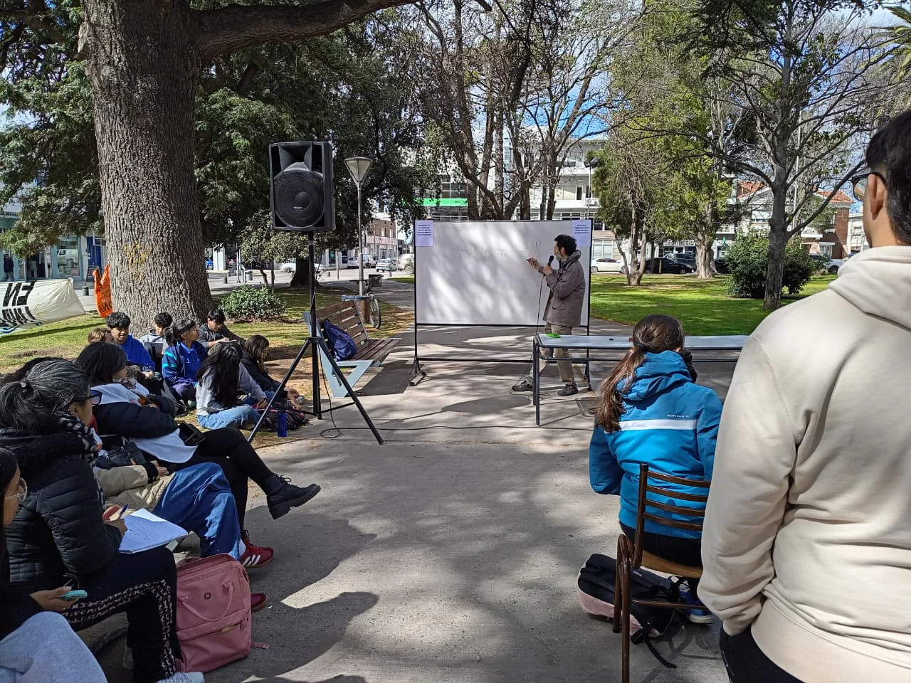 CLASES PUBLICAS UNIVERSITARIAS VIEDMA