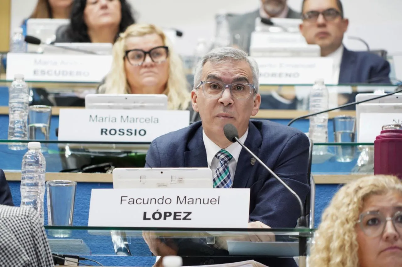 FACUNDO LOPEZ